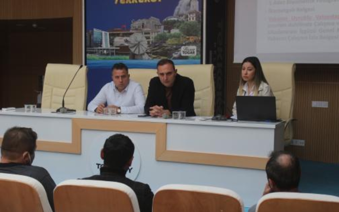 Tekkeköy’de atık toplayıcılara bilgilendirme