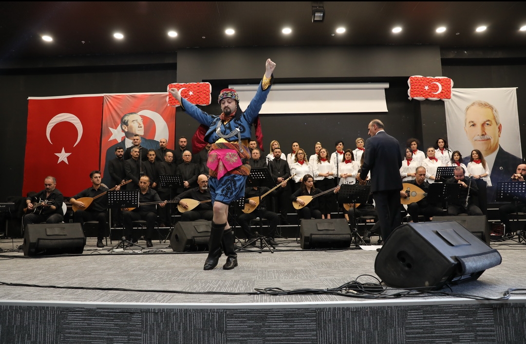 İLKADIM’DA CUMHURİYET BAYRAM COŞKUSU THM KOROSU KONSERİ İLE BAŞLADI