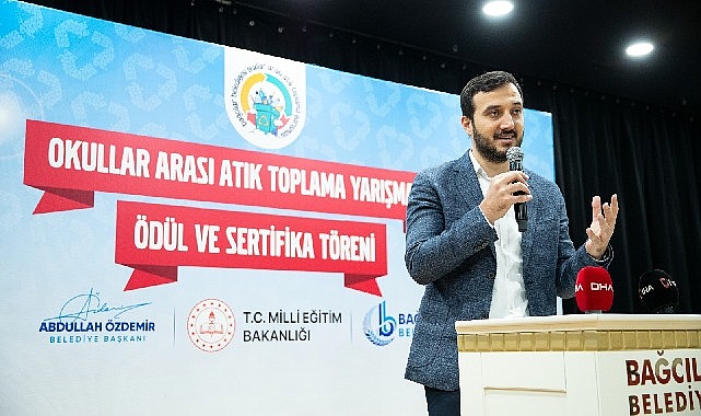 Bağcılar Belediye Başkanı Abdullah Özdemir’e doğum günü sürprizi