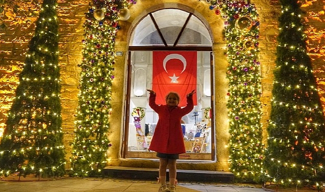 Çeşme yeni yılda da ışıl ışıl!