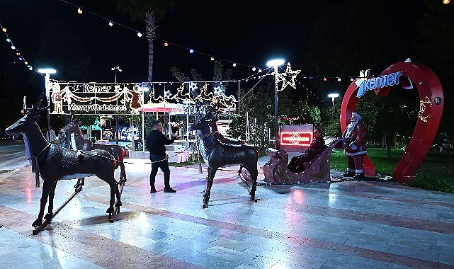 Kemer’de yılbaşı heyecanı başladı