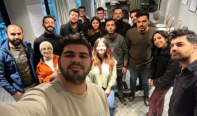 Genç seçmenlerin, seçimler öncesinde sorunlarını ve çözüm önerilerini konuştukları “Gençliğin Yüzleri” Gençlik Forumu Mersin’de gerçekleşti