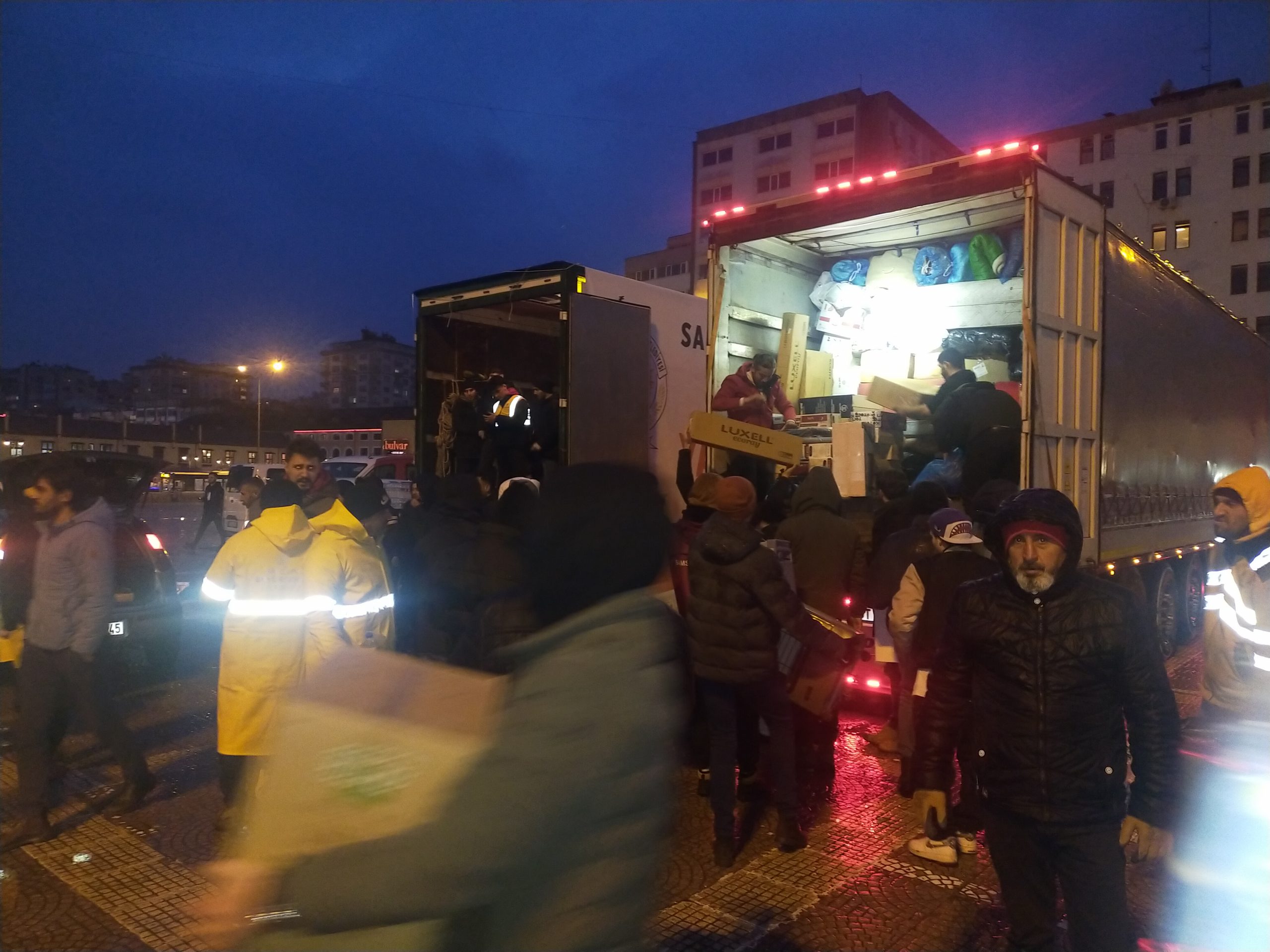 Samsun Halkindan Deprem Bölgesine Yardım