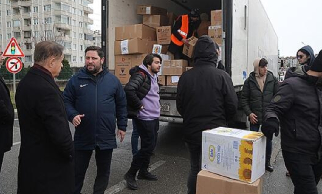 20 YARDIM TIR’I ATAKUM’DAN DEPREM BÖLGESİNE YOLA ÇIKTI