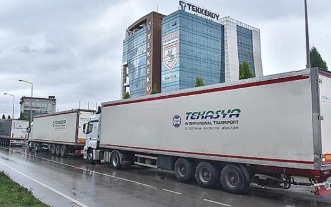 Tekkeköy’den afet bölgesine yardım seferberliği