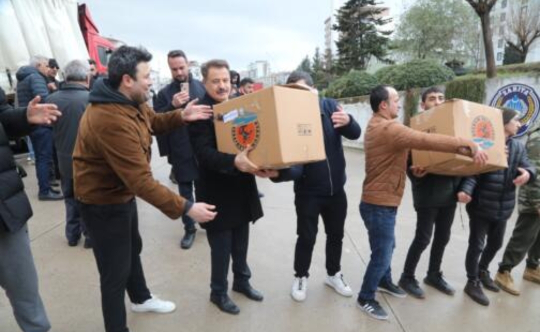 Başkan Deveci’den “Kardeş Aileler” için  dayanışma çağrısı