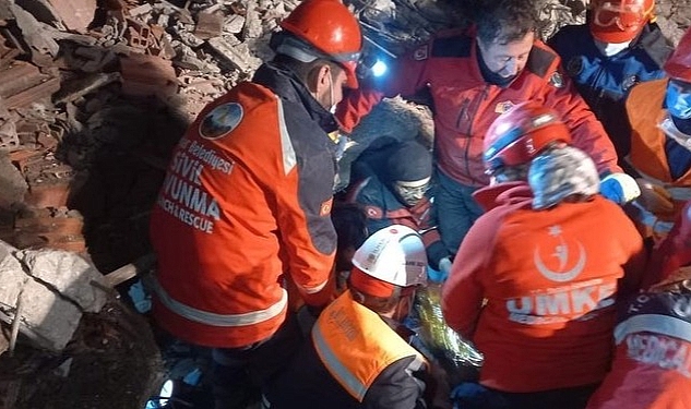 Avcılar Belediyesi’nden Deprem Bölgesine Yardım Köprüsü