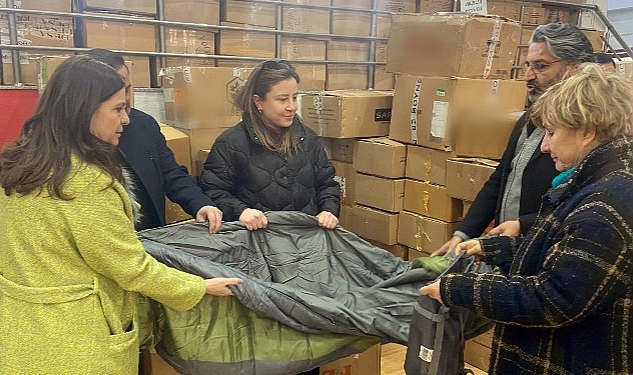 Balçova’da depremzedelerin yaraları sarılıyor