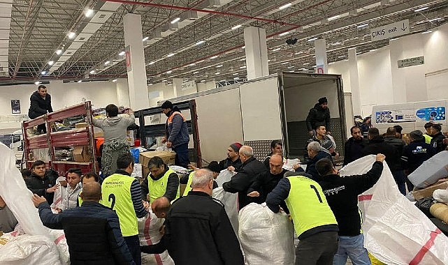 Beydağ’da yardım kampanyasına büyük destek, Beydağ’dan ilk yardım kamyonu yola çıktı