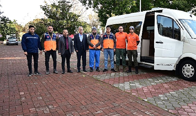 Kemer’den deprem bölgesine ekip desteği