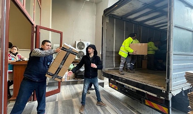 Narlıdere’de Toplanan Yardımlar Deprem Bölgesine Gönderiliyor