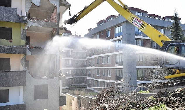 Beylikdüzü’nde Kentsel Dönüşüm Çalışmaları Sürüyor