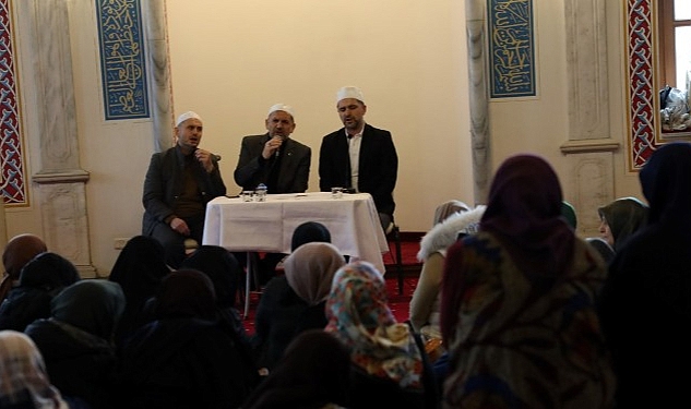 Depremde hayatını kaybedenler için mevlit