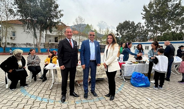 Depremzede vatandaşlar için kermes