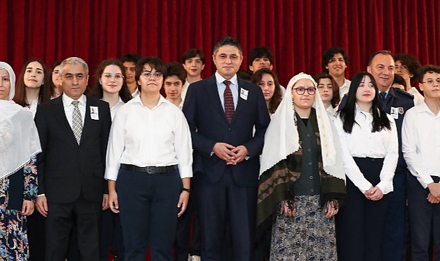 Milli Şairimiz Mehmet Akif Ersoy, İstiklal Marşı’nın Kabulünün 102. Yıl Dönümünde Anıldı