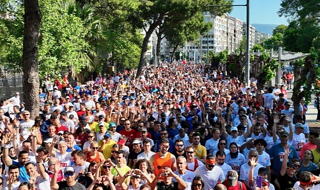 Atletizm dünyasının gözü Maraton İzmir’deydi İzmir bir kez daha dünya vitrinine çıktı