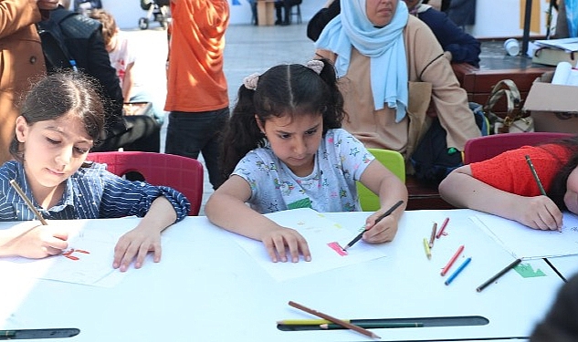 BKF, Karnaval Havasında Yaşanıyor