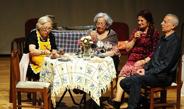 Karşıyaka’nın çınarları ikinci baharı yaşıyor