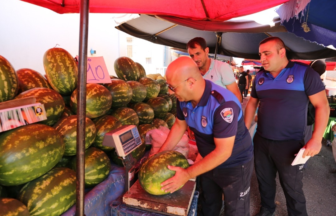 İlkadım’da pazarlar kontrol altında